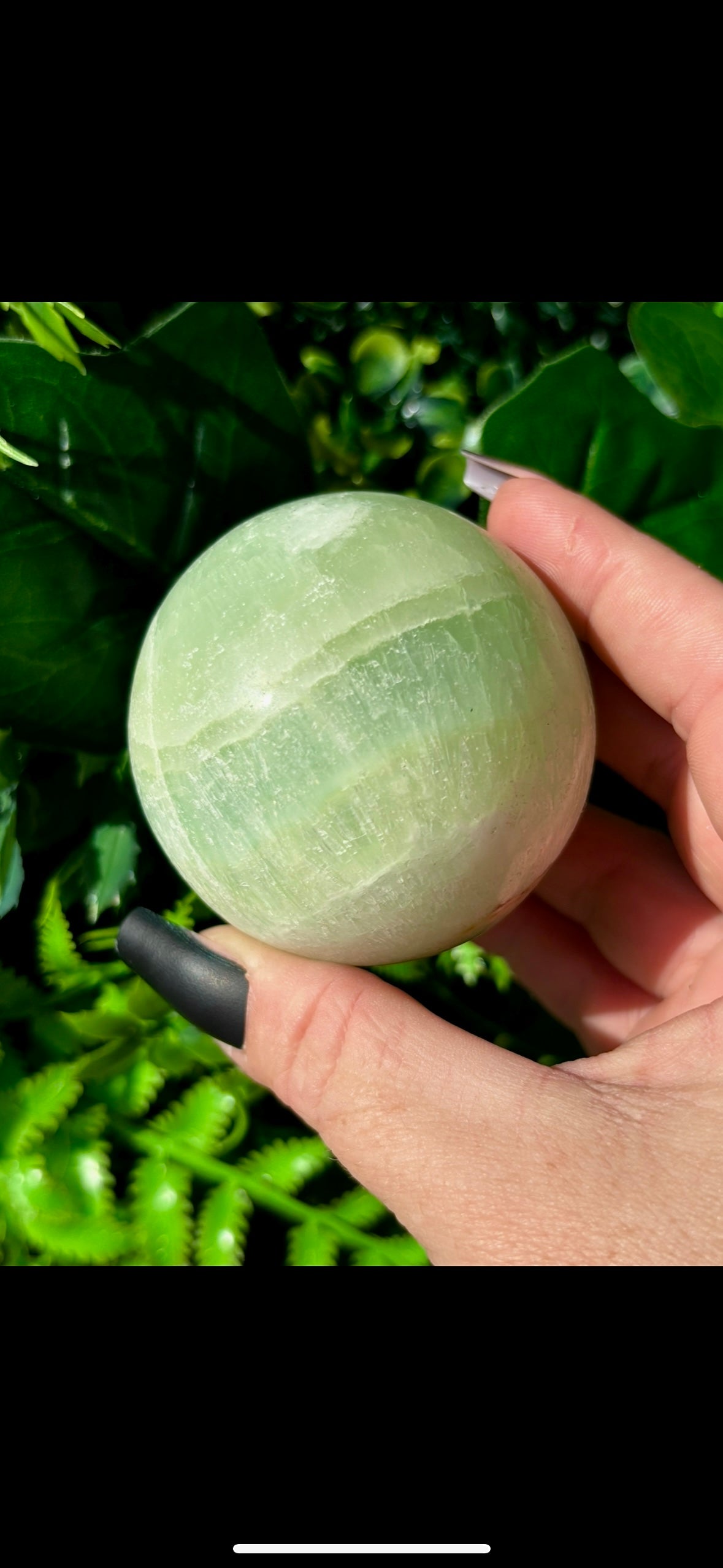 Pistachio Calcite spheres