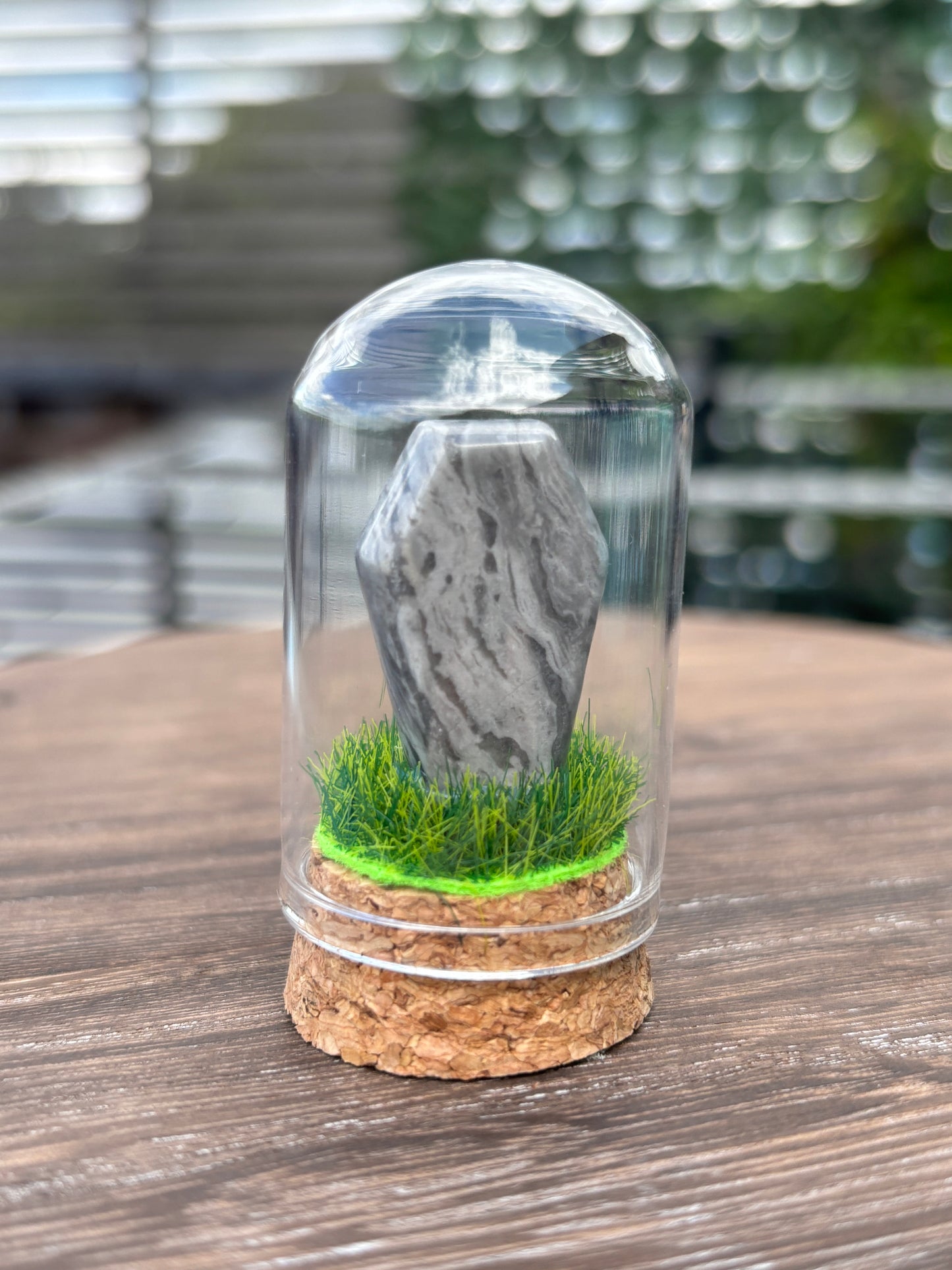 Mini grave terrarium