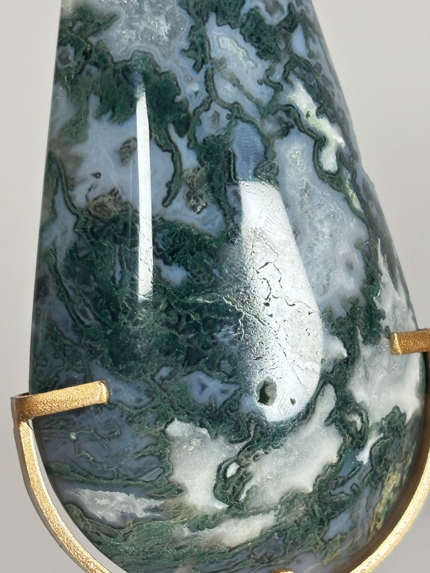Moss Agate teardrops on stand