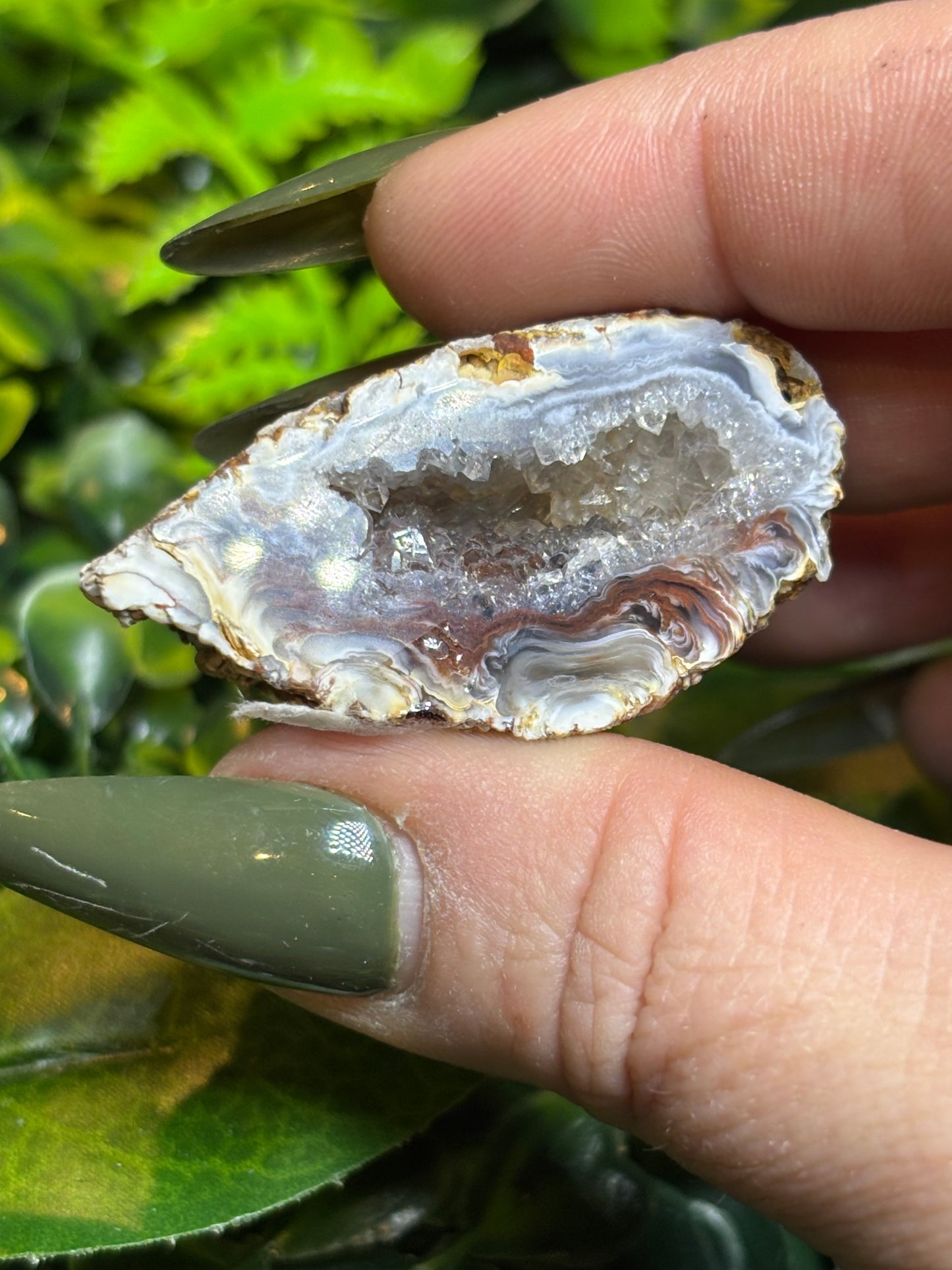 Oco Agate mini geode - Brazil - intuitively chosen