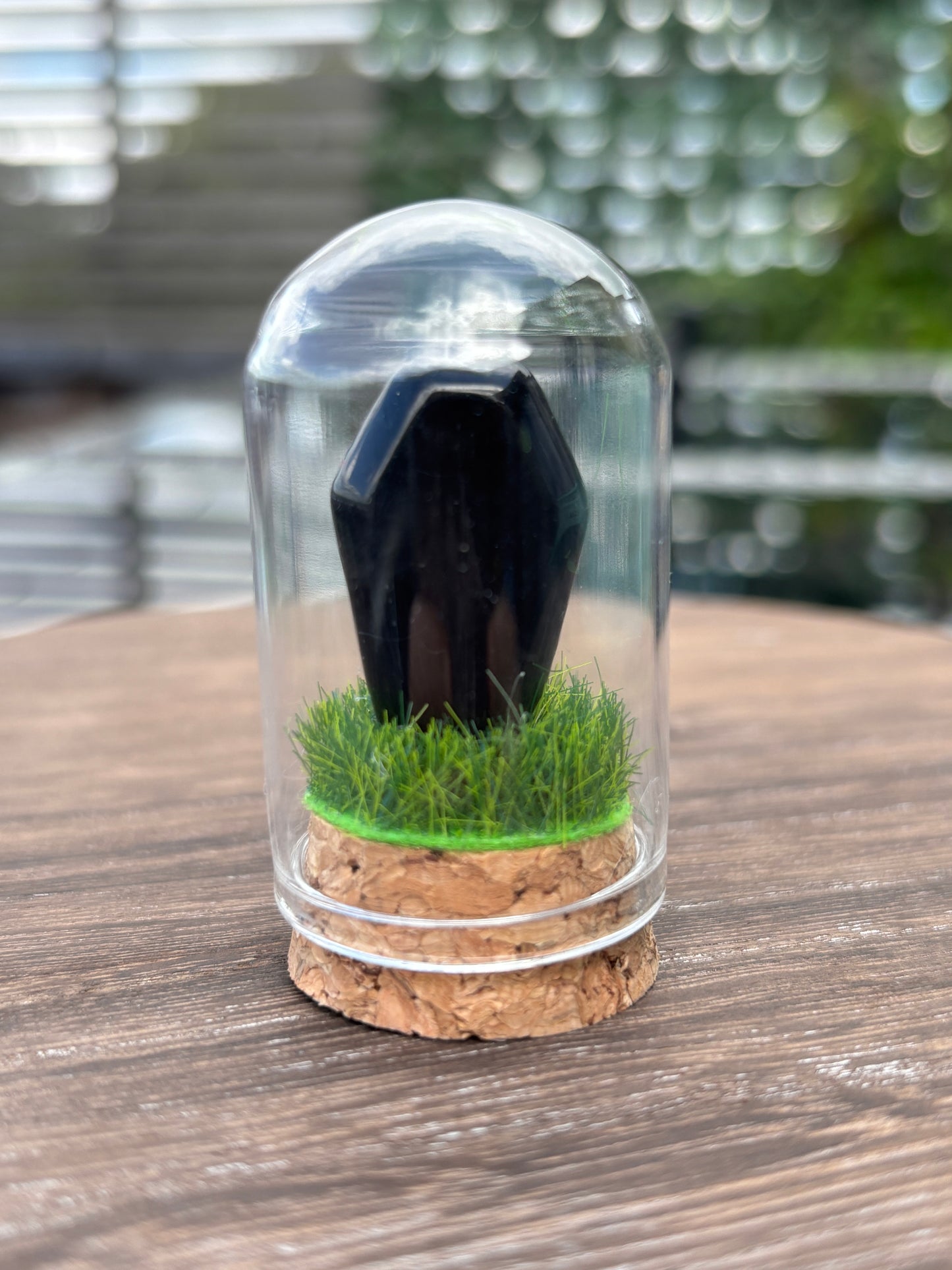 Mini grave terrarium