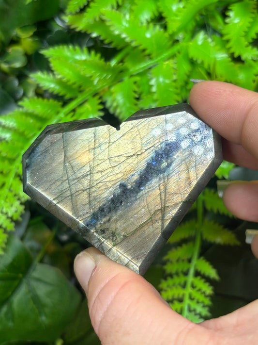 Labradorite heart - dual flash - B