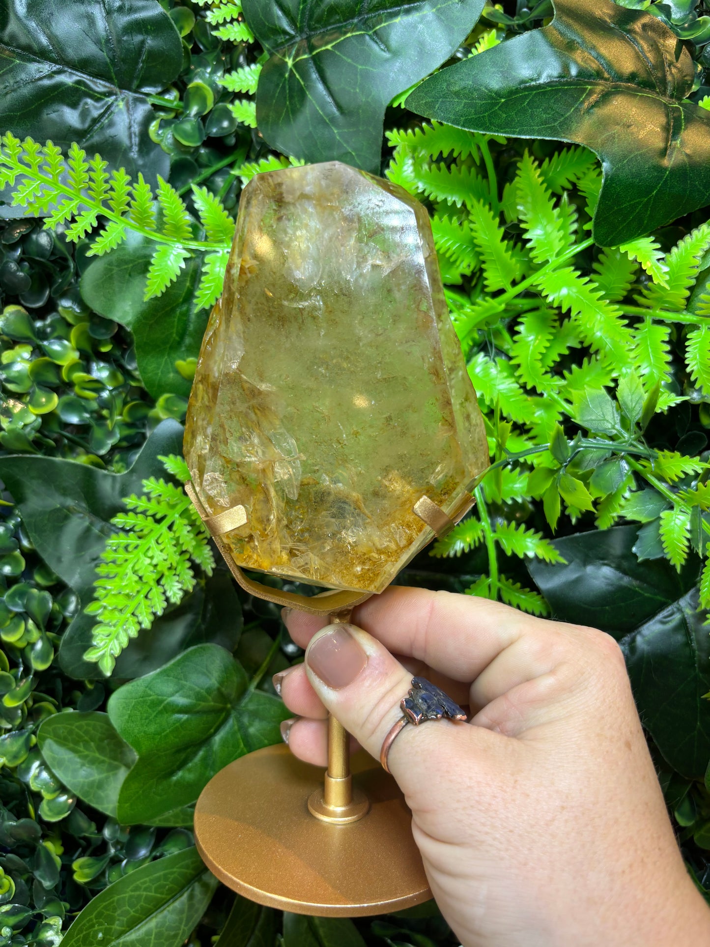 Part raw Golden Healer free form on custom stand