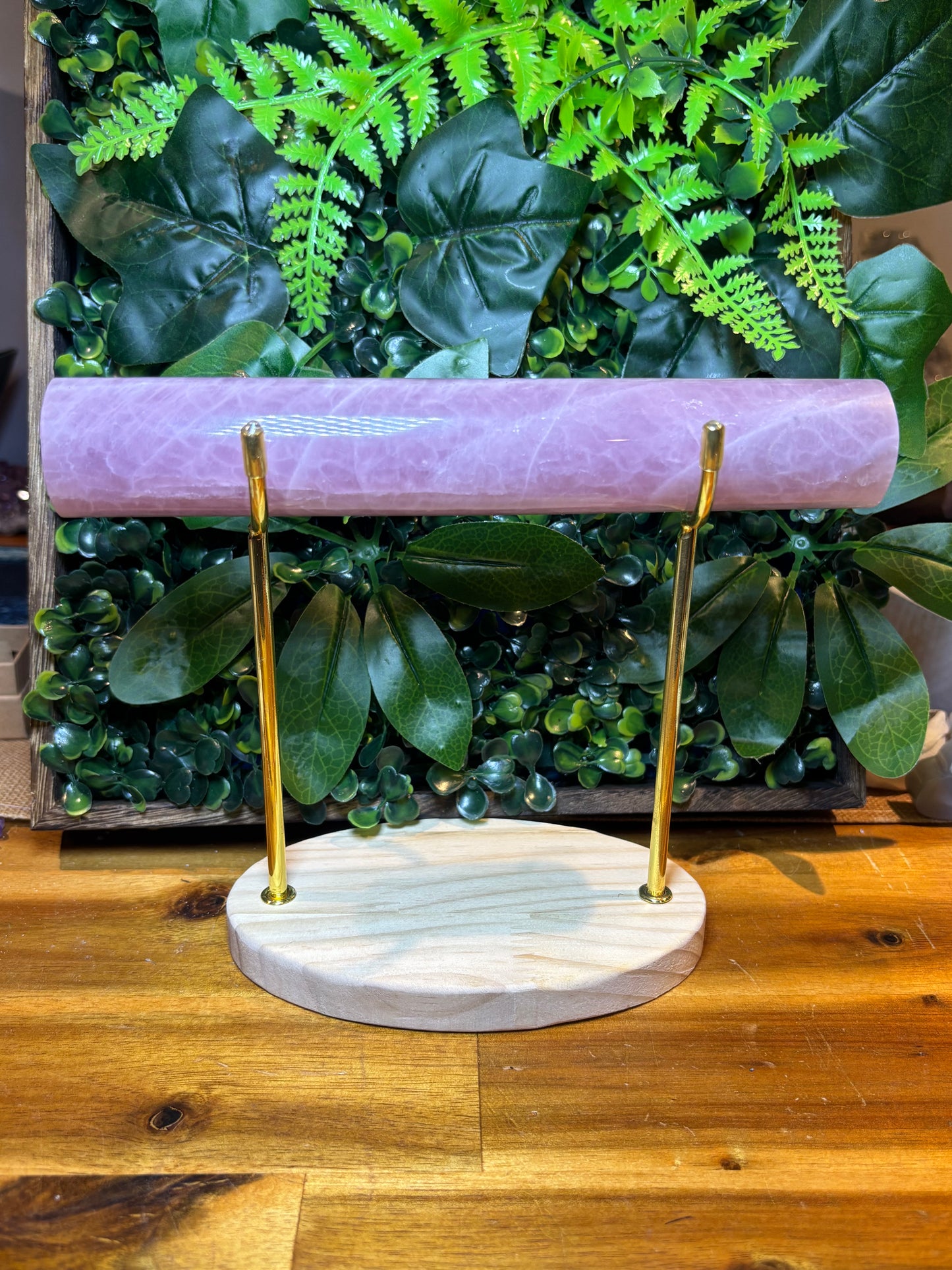 Lavender Rose Quartz bracelet stand