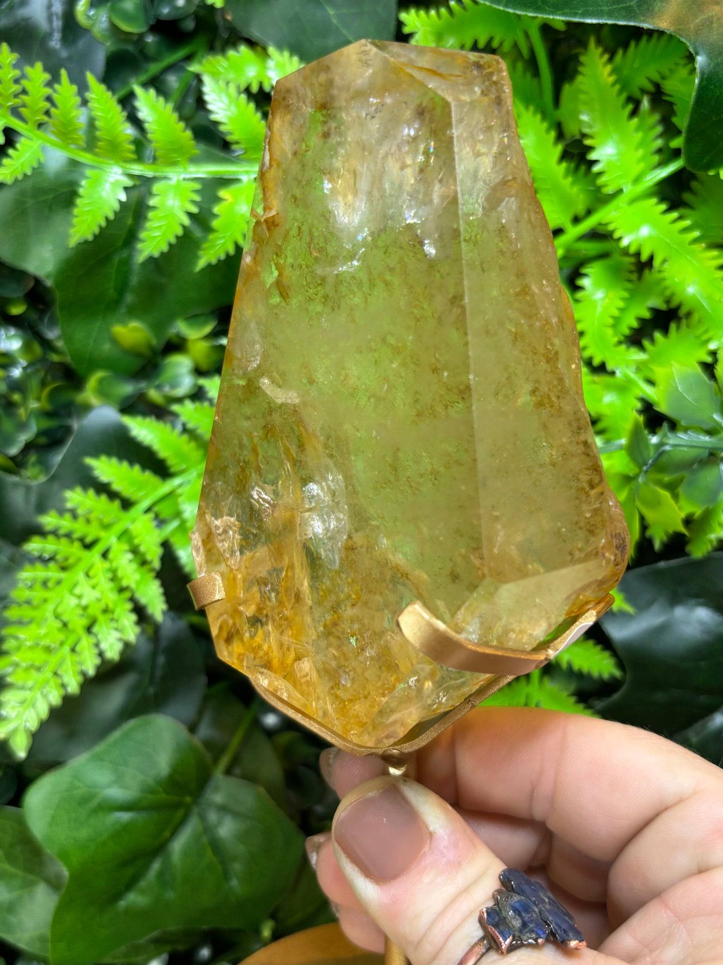 Part raw Golden Healer free form on custom stand