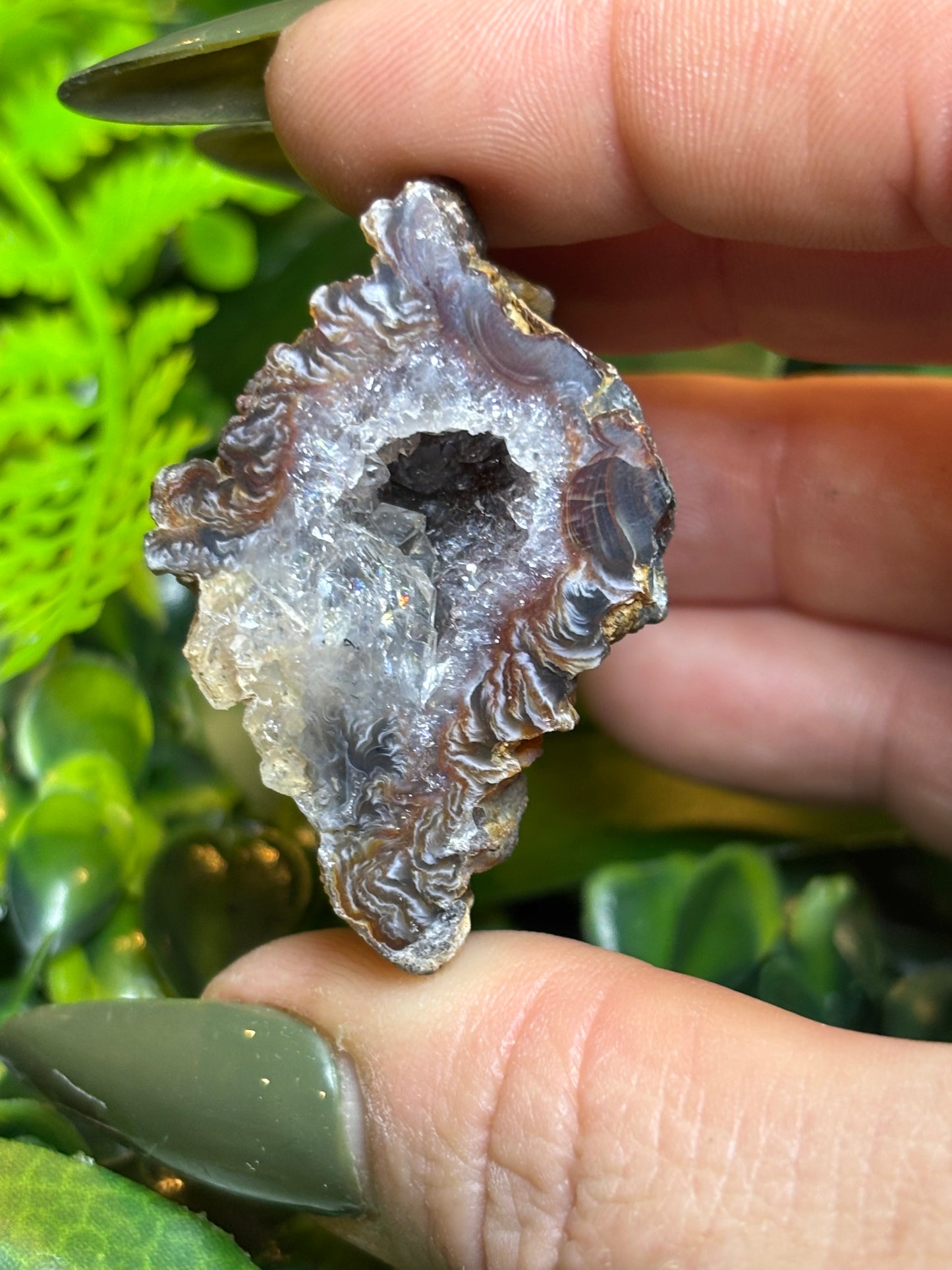 Oco Agate mini geode - Brazil - intuitively chosen
