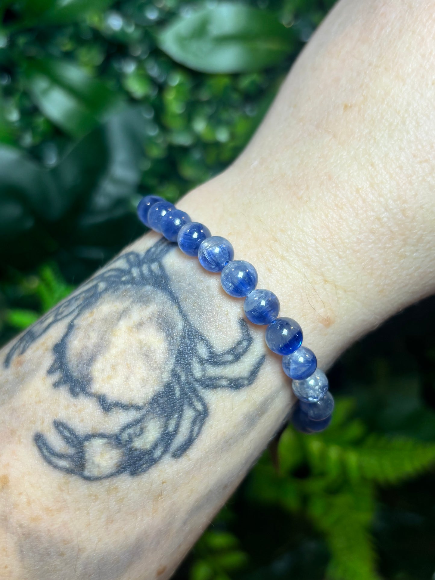 High Quality Kyanite beaded bracelet - 6mm
