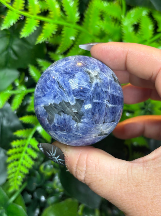 Kyanite Sphere - 5cm