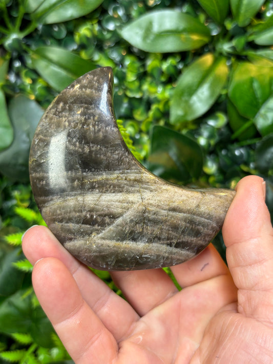 Black Moonstone self standing Moon - B