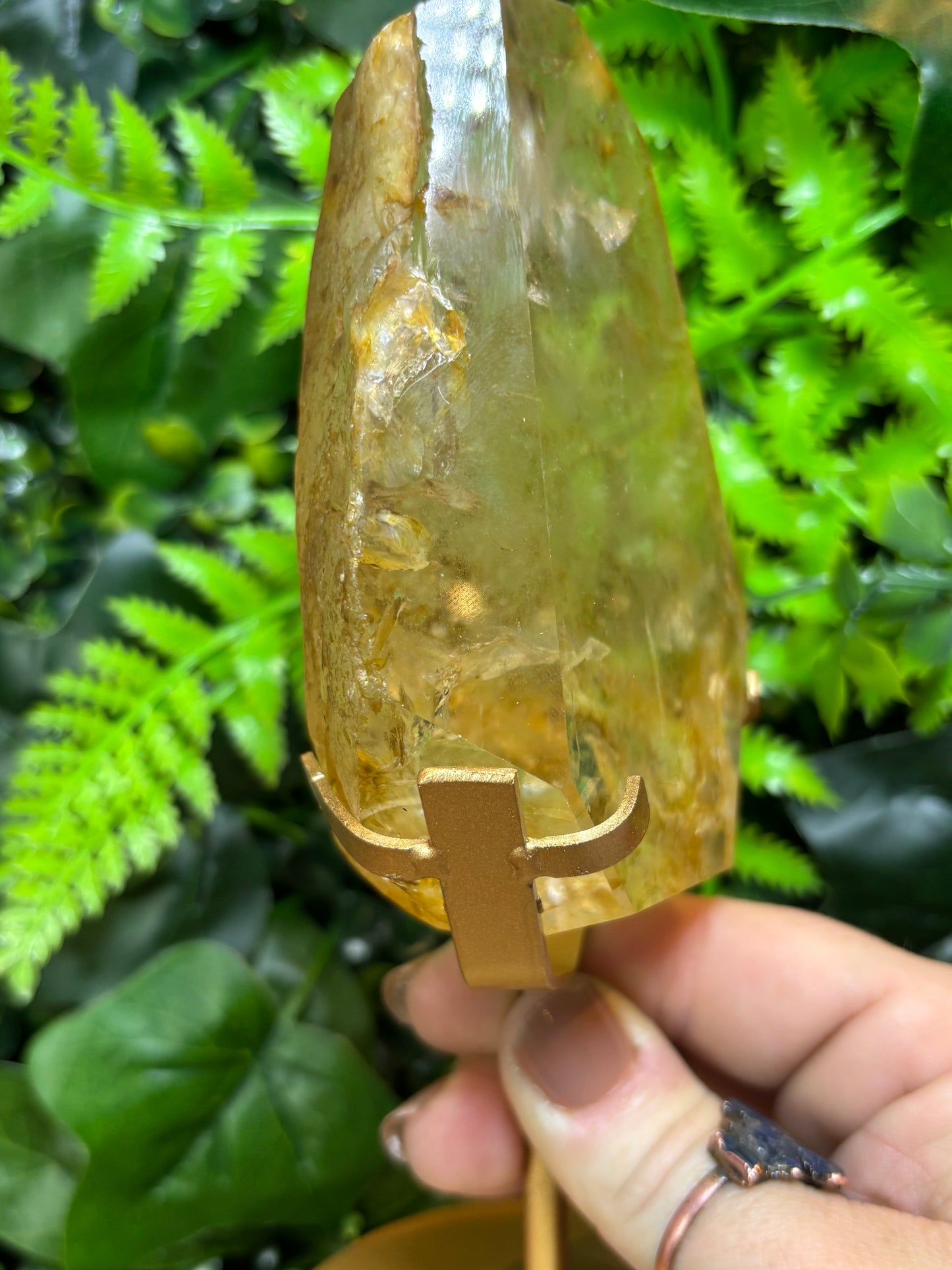 Part raw Golden Healer free form on custom stand