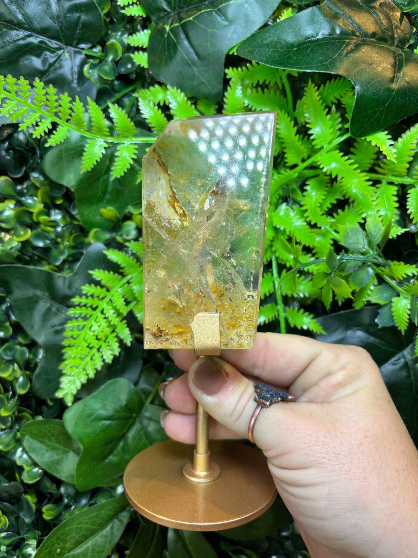 Part raw Golden Healer free form on custom stand