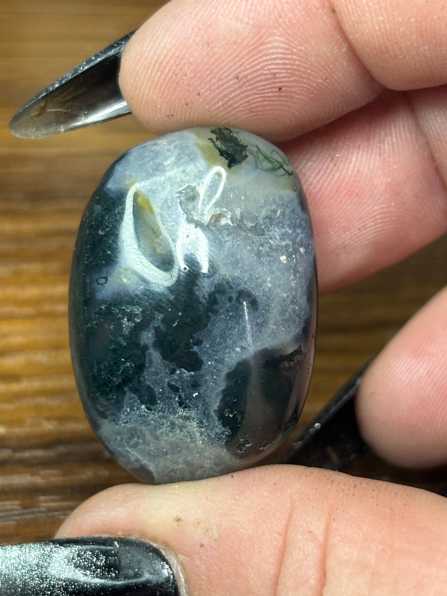 Moss agate tumble stone