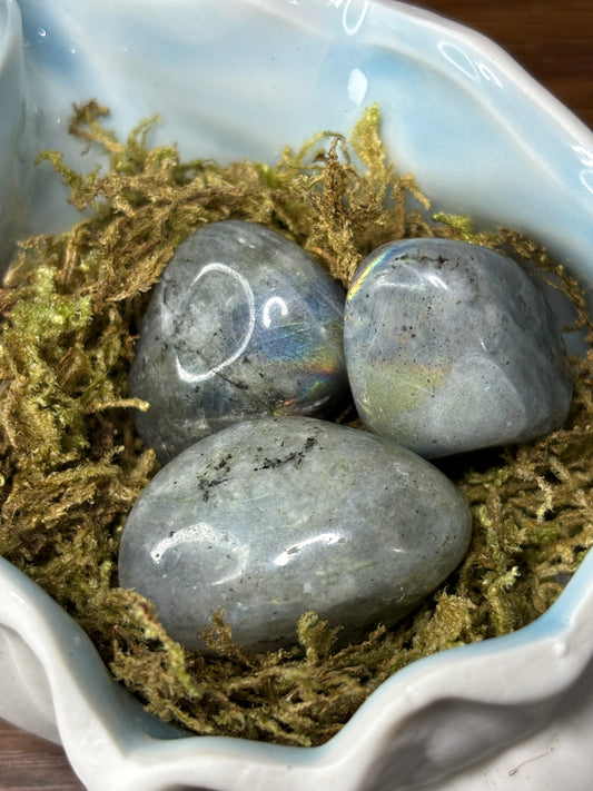 Labradorite tumble stone