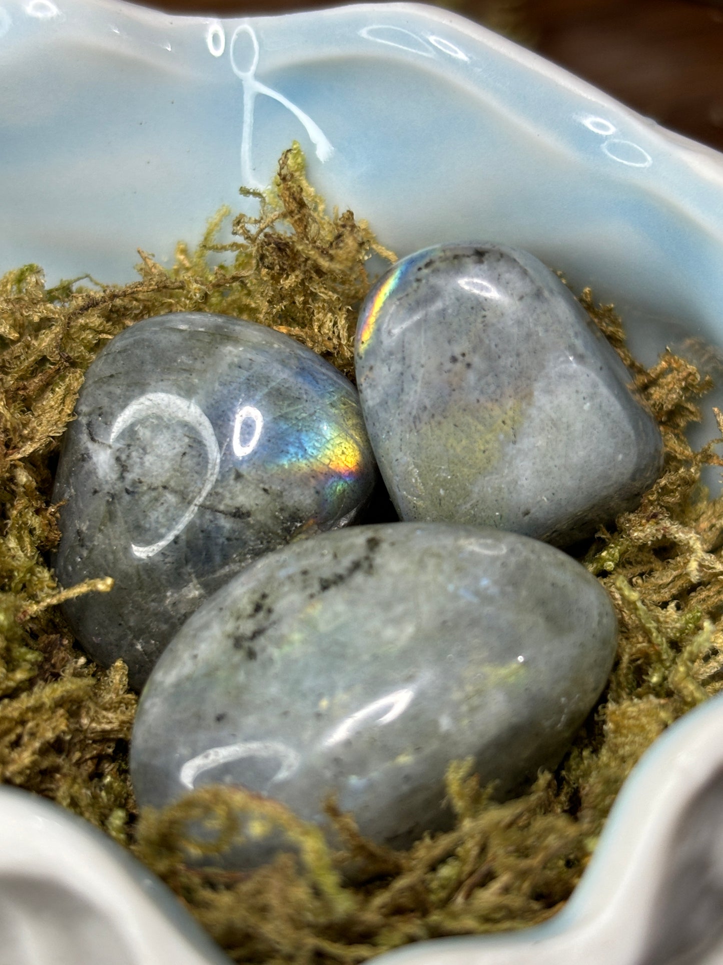 Labradorite tumble stone