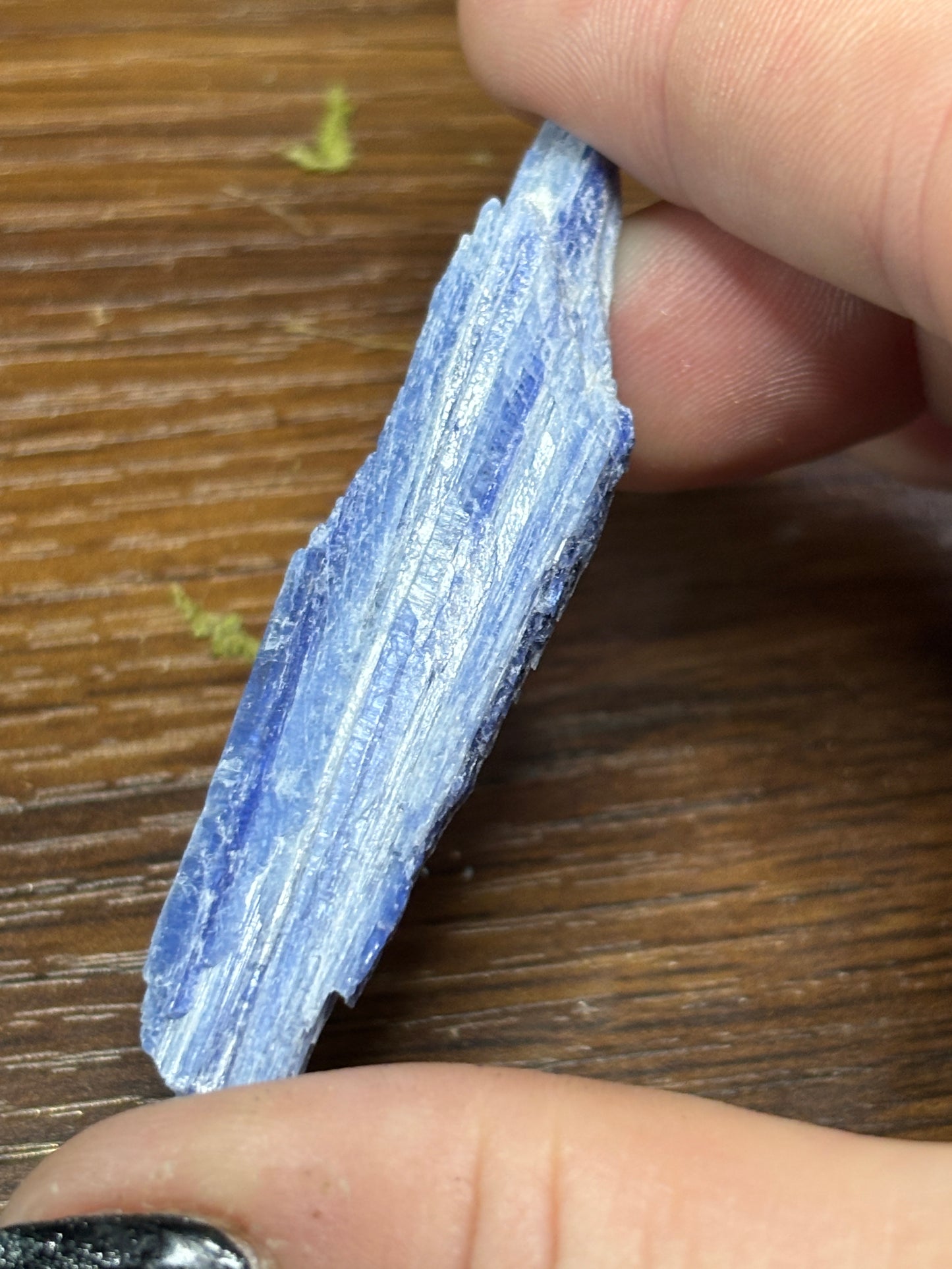 Raw blue kyanite