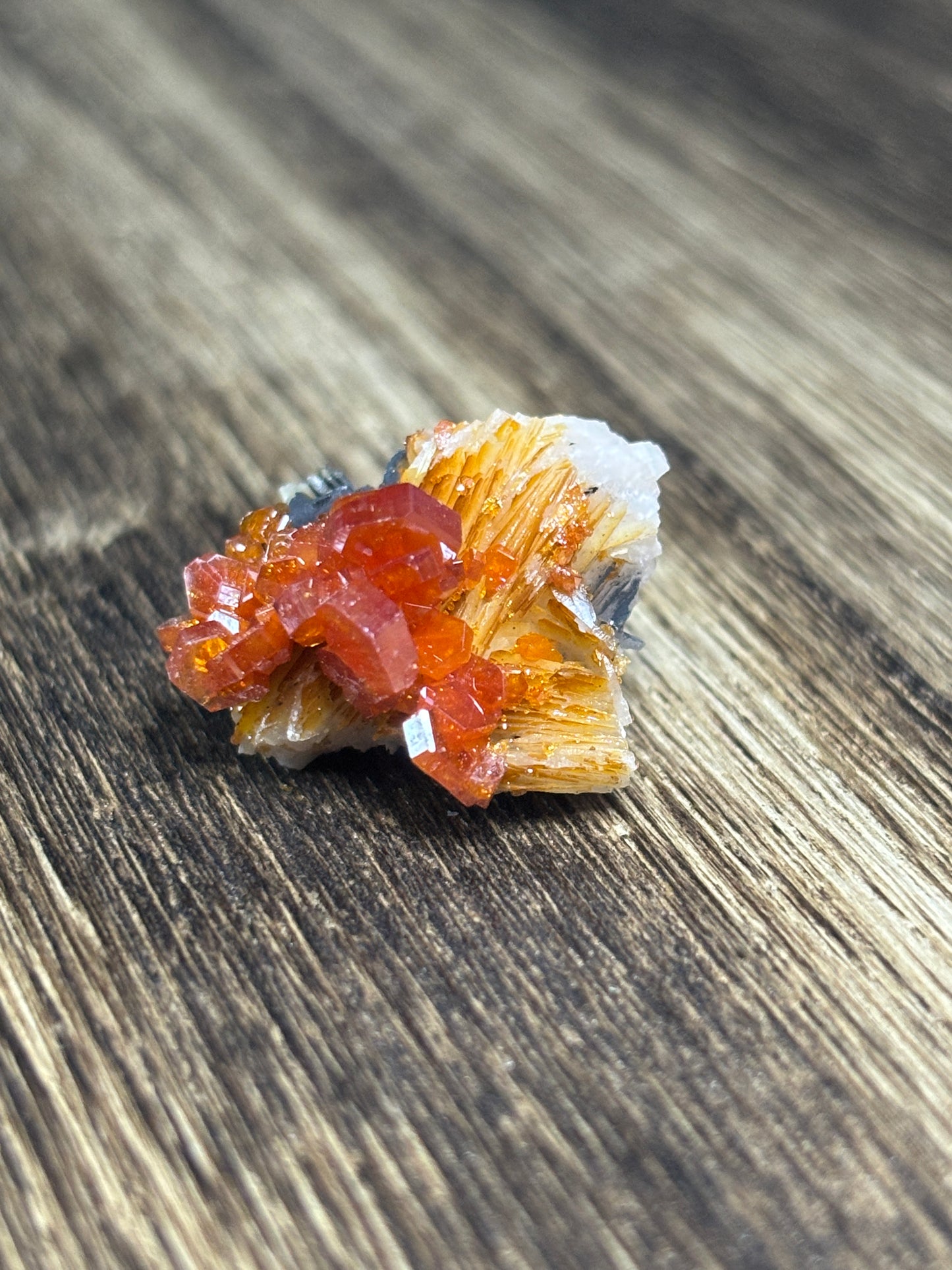 Raw Vanadinite