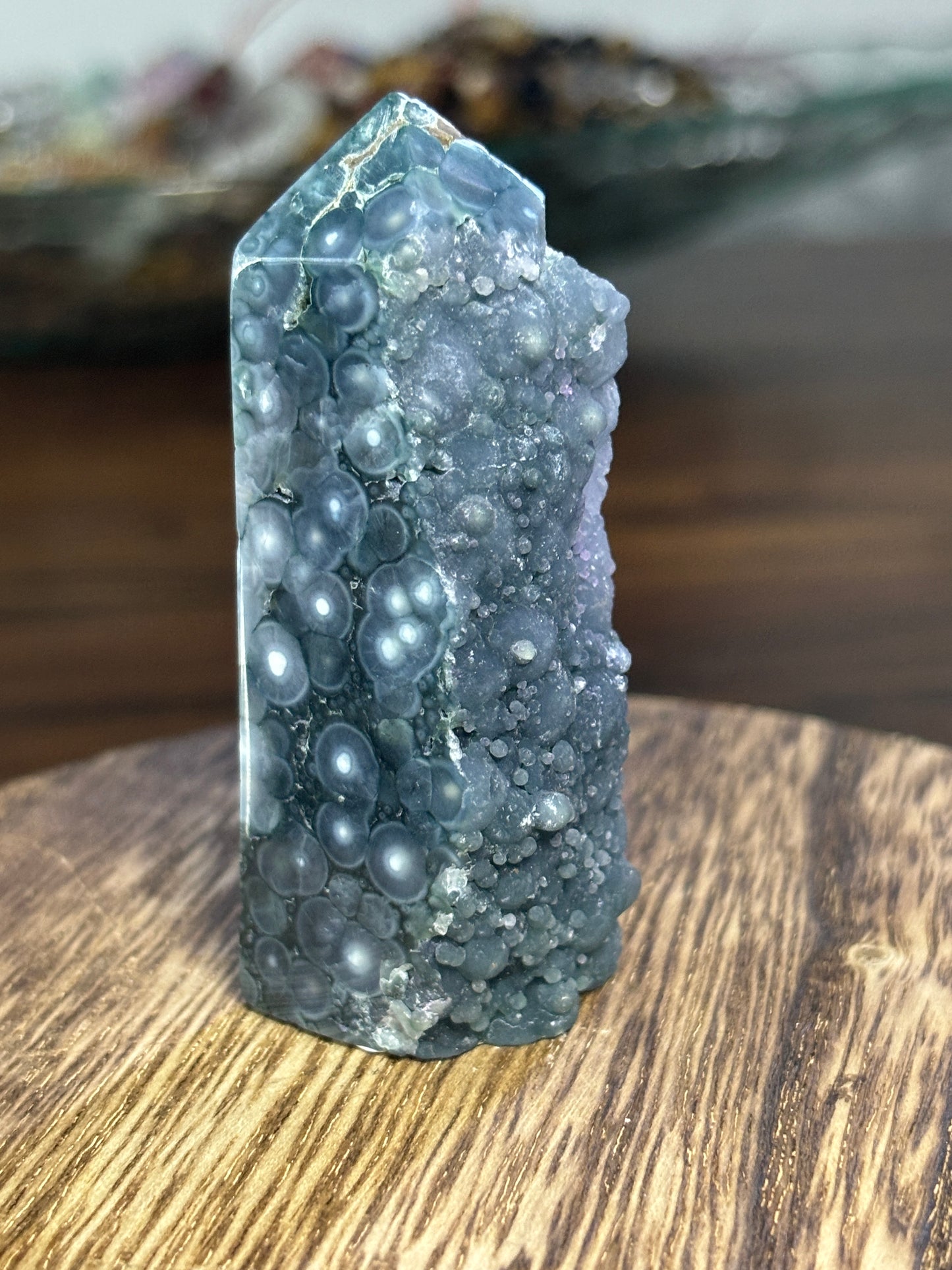 Grape agate tower 1