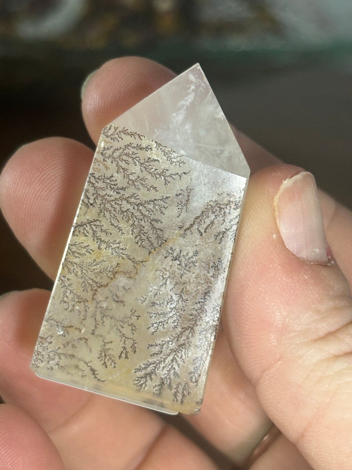 Dendritic quartz tower 2