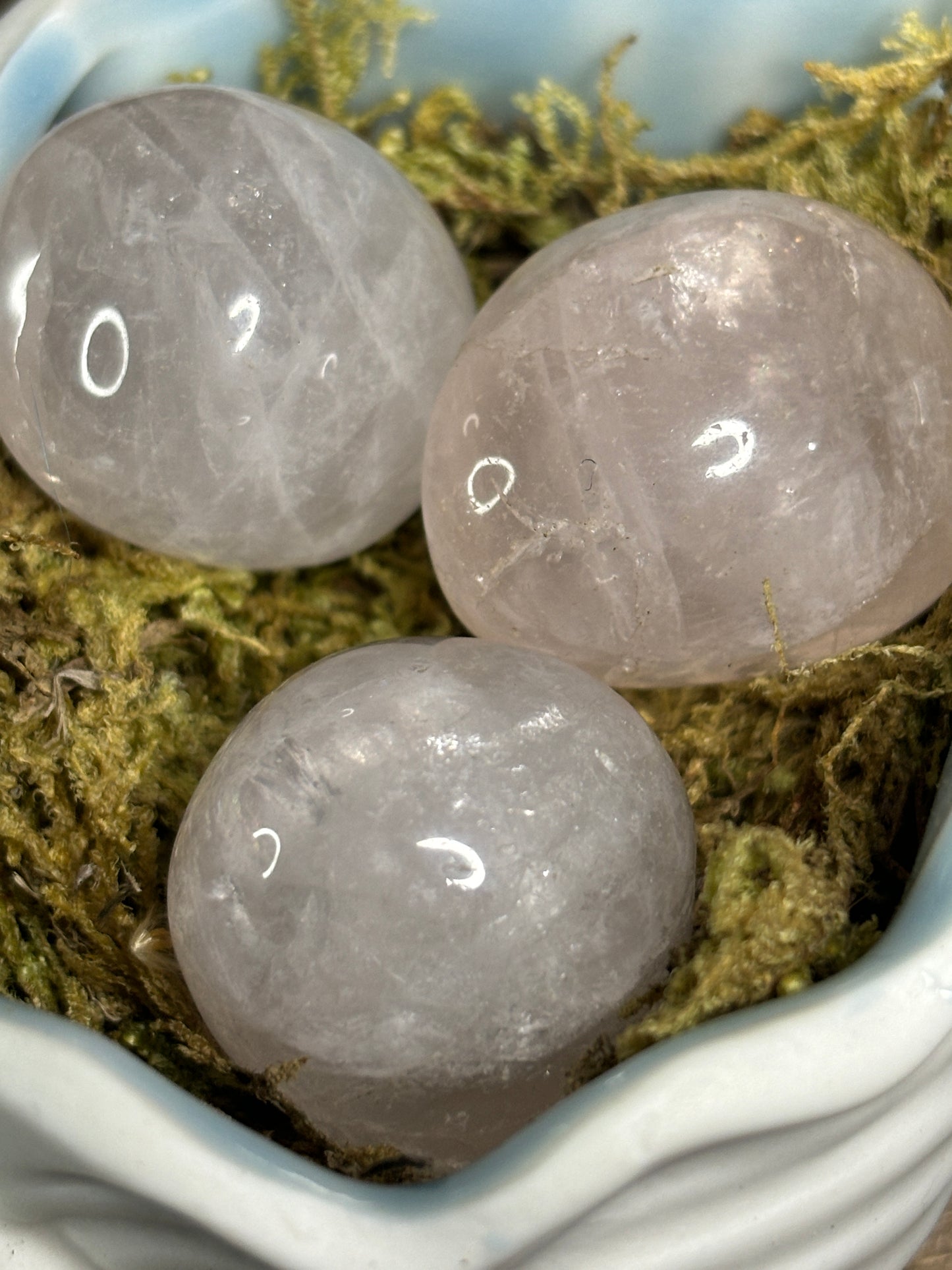 Rose quartz tumble stone