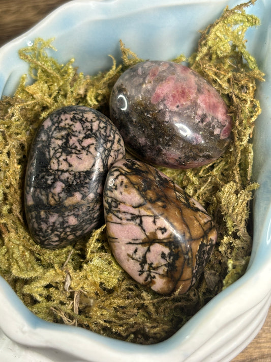 Rhodonite tumble stone