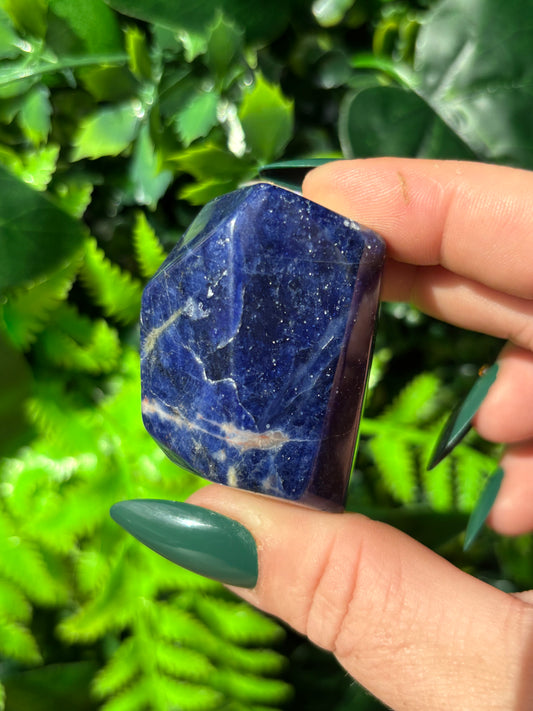 Sodalite free forms